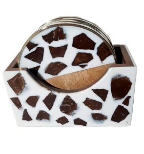 Posavasos Redondo de Madera Único y Ecológico para Cerveza, Bebidas, Té, Posavasos de Madera para el Hogar y la Cocina - Product Image 1