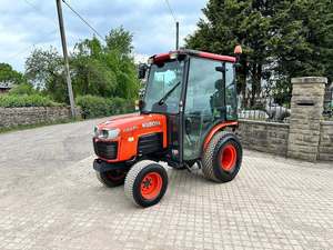 For B2230 22HP 4WD Diesel Compact Tractor with Gear Drive Full Glass Cab Grass Tyres High/Low/Medium Box 3-Year Warranty - Product Image 3