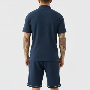 Ensemble 2 pièces homme personnalisé en coton coupe classique couleur unie : Polo et short streetwear avec logo sérigraphié sur mesure - Product Image 5