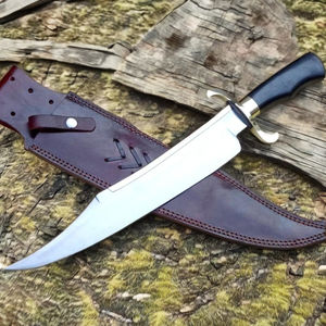 Cuchillo Bowie de Hoja Fija de Acero de Damasco con Punta Clip, Guarda de Latón Pulido, Mango Negro y Funda de Cuero, Personalizable OEM, ¡Venta Caliente! - Product Image 3