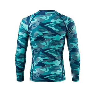 เสื้อรัดกล้ามเนื้อแขนยาวสำหรับผู้ชาย Pro Fit Rash Guard สำหรับว่ายน้ำ เล่นเซิร์ฟ วิ่ง และออกกำลังกาย - Product Image 3
