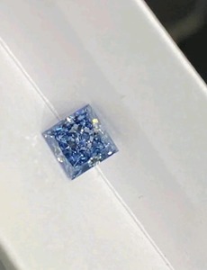 Diamante Cultivado en Laboratorio con Certificación IGI, Corte Princesa Azul Fantasía de 3 Quilates, VS1, 3EX, Excelente Corte, Proveedor B2B para Mayoristas e Importadores de Diamantes - Product Image 3