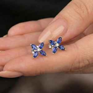 ต่างหูมาร์คีส์แซฟไฟร์แท้ รับรองความแท้ ประดับด้วยแซฟไฟร์สีน้ำเงิน ดีไซน์สวยงาม ตัวเรือนเงินแท้ 925 ชุบทอง 14K เหมาะสำหรับเป็นของขวัญ - Product Image 4
