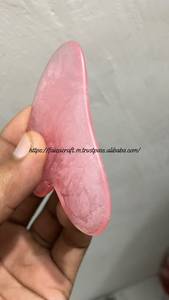 Outils de massage Gua Sha en résine faits à la main et colorés pour la relaxation de la tête et du corps - Product Image 5