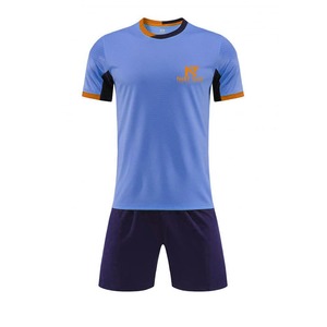 Vêtements de sport confortables pour hommes, uniforme de football 100% polyester, uniforme de football sur mesure pour hommes - Product Image 1