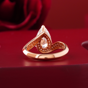Anillo de Compromiso Solitario de Oro de 14K con Diamante Cultivado en Laboratorio de Corte Oval Platino de 2.29 CT, VVS2 VS1, Engaste de Garras - Product Image 4