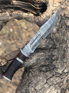 Couteau Bowie de camping personnalisé fait main, pointe clip, acier Damas, épaisseur de lame 3 mm, manche en bois non réglable, cuir - Product Image 4