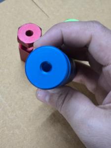 Eje cilíndrico laminado de latón y acero inoxidable con rosca hembra, mecanizado por electroerosión por hilo CNC, suministro de fábrica personalizado - Product Image 4