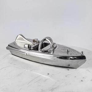 Modèle de bateau rapide en métal moulé sous pression, objet décoratif de bureau, cadeau promotionnel original, sculpture de bateau polie pour la décoration - Product Image 6