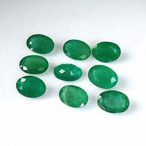 Esmeralda Zambiana Natural de Corte Ovalado de 6.45 Quilates, Calibrada 7X5 MM, Facetada, Lote de 9 Piezas - Product Image 1