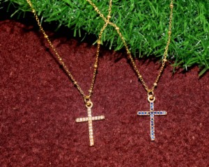 Collier pendentif croix en argent sterling 925 plaqué or 18 carats avec zirconium bleu certifié IGI, fait main, pour femme - Cadeau d'anniversaire - Product Image 4