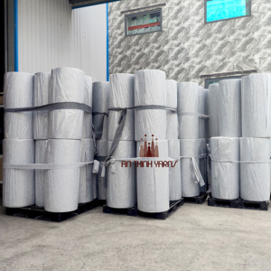 Rouleaux de tissu non tissé de haute qualité pour applications industrielles et de meubles – Respirant, imperméable, durable |   Approvisionnement d'usine - Product Image 1