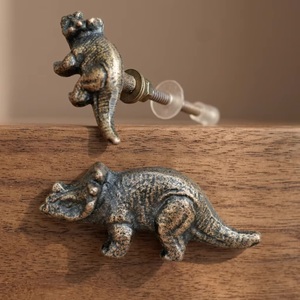 Poignée de tiroir industrielle en fonte en forme de dinosaure pour commode de chambre et meubles - Product Image 1