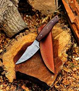 Couteau de chasse et de camping le plus vendu avec lame en acier Damas et manche en bois, personnalisable OEM, acier Damas de haute qualité - Product Image 1