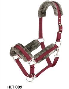 สายจูงม้า HLT 009 สีแดง ทำจากไนลอน บุด้วยผ้าฟลีซสีเทา ปรับขนาดได้ พร้อมหัวเข็มขัด ใช้ได้กับม้าทุกขนาด เหมาะสำหรับใช้ในคอกม้า สายรัดศีรษะม้าแบบปรับได้ - Product Image 3