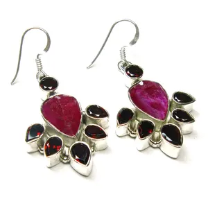 Boucles d'oreilles pendantes en argent sterling 925 avec grenat rouge rubis, motif floral fait main, serties clos, bijoux fantaisie pour femme - Product Image 1