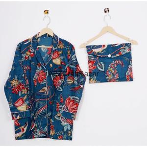 Conjunto de Pijamas de Lujo 100% Algodón Puro con Estampado Floral para Mujer - Ropa de Dormir para Invierno/Verano/Otoño con Mangas Largas y Cintura Elástica - Product Image 3