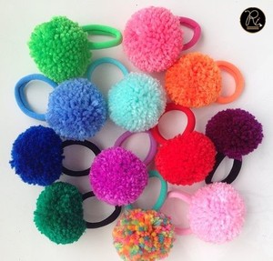 Pompones de flecos premium para manualidades DIY. Úselos para decorar vestidos y otras creaciones artesanales. Compre directamente a precio de fábrica. - Product Image 1