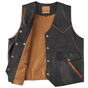 Gilet en cuir pour moto, multi-poches, style club, vêtements de moto pour les fans de choppers et de cruisers, gilet en cuir pour moto en vente - Product Image 1