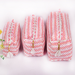 Handmade Eco-Friendly Large Capacity Quilted Cotton Cosmetic <b>Bag</b> Portable Block Printed for Storage Unisex - Product Image 2