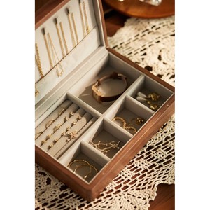 Caja de Joyería de Madera de Sheesham con Compartimentos de Terciopelo - Almacenamiento Artesanal al por Mayor - Product Image 1