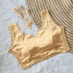 Blusa de fiesta de diseñador, tela de seda suave con elástico para un mejor ajuste, con relleno, lista para usar, completamente cosida. - Product Image 2