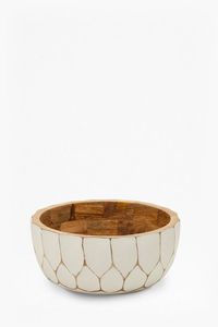 Bol décoratif en bois de manguier sculpté à la main avec motif tribal blanc antique, idéal comme bol de service ou centre de table de cuisine - Product Image 3