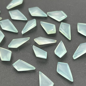 Calcedonia Aqua Natural de Alta Calidad AAA+ en Forma de Cometa, Corte Geométrico Facetado, Piedra Suelta Calibrada, Tamaño Personalizado - Product Image 5