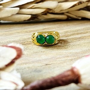 Bague en Onyx Vert Tendance, Bijoux Bohèmes en Laiton pour Femme, Plaqué Or 18 carats, Bague Ondulée Tribale à Double Pierre pour Vente en Gros/OEM/ODM - Product Image 1
