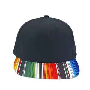 Casquettes de protection solaire pour jeunes avec de belles couleurs modernes et personnalisables. - Product Image 3