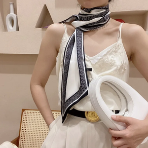 Écharpe carrée en soie et bandeau pour cheveux personnalisables (taille/couleur/logo) – Durable, respectueux de la peau, pour femme - Product Image 2