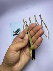 Tijeras Profesionales Kaamir Instruments KI-SS-37 de Acero Inoxidable con Punta Afilada para Recortar Cutículas de Uñas con Precisión - Product Image 2