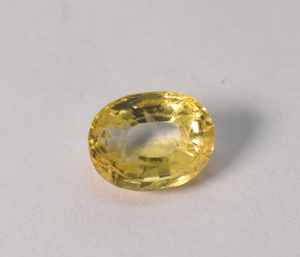 Natural Yellow Sapphire Oval Gemstone 4.15 Cts 10.3X7.9X5.2 mm Ceylon Sri Lanka Sapphire Loose Gemstone For Jewelry Making - Product Image 3