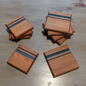 Juego de 4 Posavasos Cuadrados Aislantes de Madera de Acacia y Resina, Ecológicos, Diseño Moderno y Minimalista, Color y Logotipo Personalizables - Product Image 4