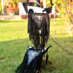 Bolso bandolera de cuero repujado con diseño de cara de toro Longhorn, estilo western para mujer - Product Image 1