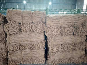 เส้นด้ายปอกระเจา 100% ปั่นด้วยวิธีธรรมชาติ เป็นมิตรกับสิ่งแวดล้อม ป้องกันแบคทีเรีย รีไซเคิลได้ ใช้สำหรับทอผ้า สีธรรมชาติ น้ำหนัก 10 ปอนด์/2 เส้น สำหรับถักไหมพรมด้วยมือ - Product Image 2