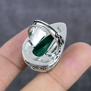 Anillo de Plata Hecho a Mano con Esmeralda Sintética en Forma de Pera, con Filigrana Vintage y Engaste de Canal, Ideal para Citas, Bodas y Fiestas, Regalo - Product Image 4