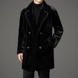 Manteau en fourrure pour homme - un élégant manteau d'hiver mi-long avec col en fourrure et design réversible en zibeline - Product Image 1