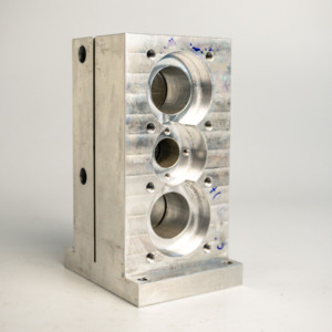 AMT VINA Prototipado Rápido, Base de Soporte Vertical de Metal/Latón de Precisión, Bajo MOQ y Entrega Rápida, Mecanizado CNC - Product Image 1