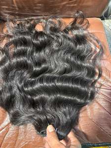 Cheveux humains naturels non traités à 100 %, mèches de cheveux ondulés profonds bruts, textures bouclées indiennes et birmanes - Product Image 6