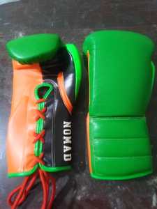 Guantes de Boxeo de Cuero Personalizados de Alta Calidad con Cierre de Gancho y Bucle, Impermeables y Antideslizantes para Entrenamiento en Gimnasio - Product Image 6