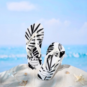 Vietnam Custom EVA Rubber Flip Flops Printed or Glued Pattern High Quality Outdoor <b>Slippers</b> for Men and Women Non Slip Sole - Product Image 1