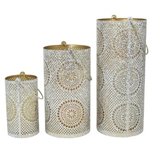 Ensemble de 3 lanternes en métal avec motif découpé pour la décoration de la maison - Product Image 1