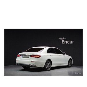 Mercedes-Benz Clase E E350 4MATIC Avantgarde 2022, 29,013 km, Automático, Volante a la Izquierda, Asientos de Cuero, Norma de Emisiones Euro V, Trasero - Product Image 2