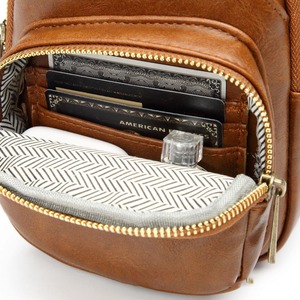 Sac bandoulière en cuir de style vintage, best-seller, pour les voyages d'affaires, la randonnée et le quotidien, disponible au prix d'usine - Product Image 4
