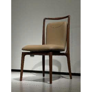 Chaise de salle à manger de luxe en bois de noyer avec assise rembourrée en cuir pleine fleur, mobilier moderne pour salle à manger, restaurant, hôtel PISANO - Product Image 3