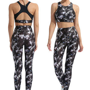 Ensemble de yoga et de fitness pour femmes, neuf, de haute qualité, en nylon et élasthanne, haut de yoga et leggings de sport respirants, taille élastique, séchage rapide - Product Image 5