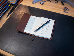Funda de Cuaderno Recargable de Cuero Genuino de Lujo con Protección a Prueba de Olores para Oficina y Viajes - Modelo NBC-0039 - Product Image 2