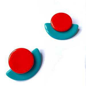 Boucles d'oreilles en résine élégantes, finition brillante, design moderne, structure durable, fournitures de perlage de luxe, conçues par des artisans expérimentés - Product Image 6