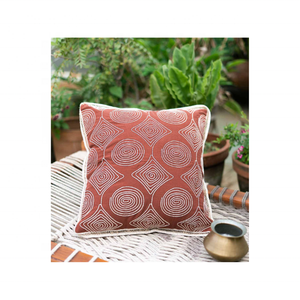 Elégant et moderne 100% coton brodé Chic Animal Print Coussins Soft Touch 18x18 Inches Multicolore Home Decor Retail - Product Image 5